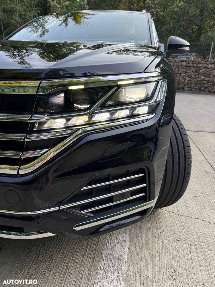 Volkswagen Touareg - 17