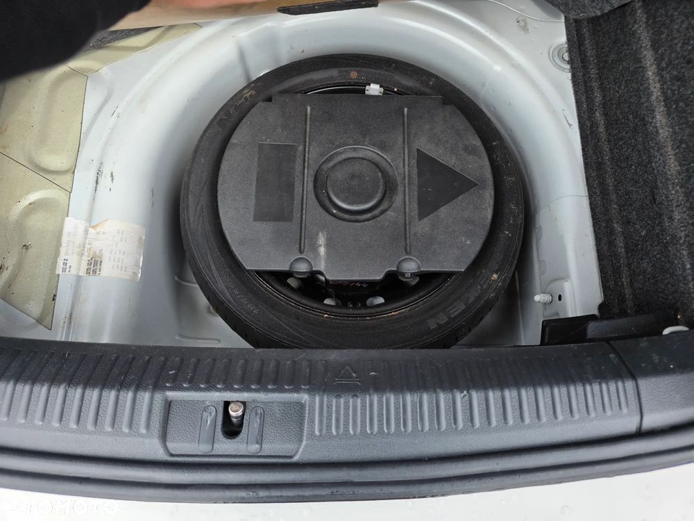 Volkswagen Polo 1.6 TDI DPF Comfortline - 16