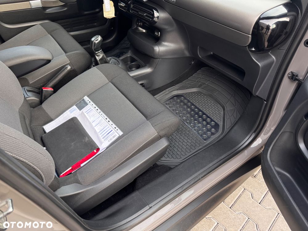 Citroën C4 Cactus 1.2 PureTech Shine Edition S&S - 17