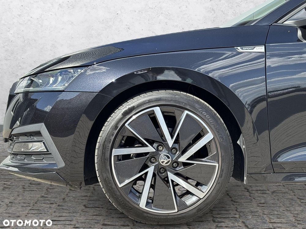 Skoda Octavia 2.0 TDI Sportline DSG - 35