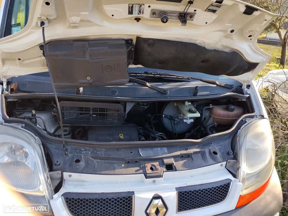 Renault Trafic 2.5 dCi 150 - 6