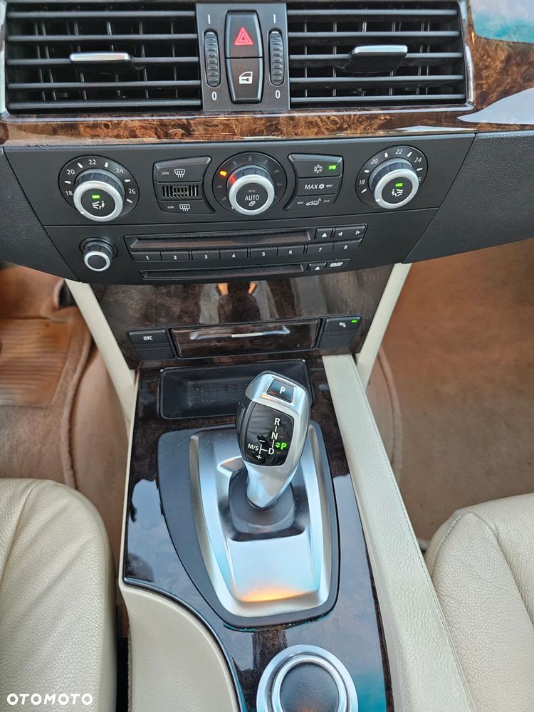 BMW Seria 5 - 17