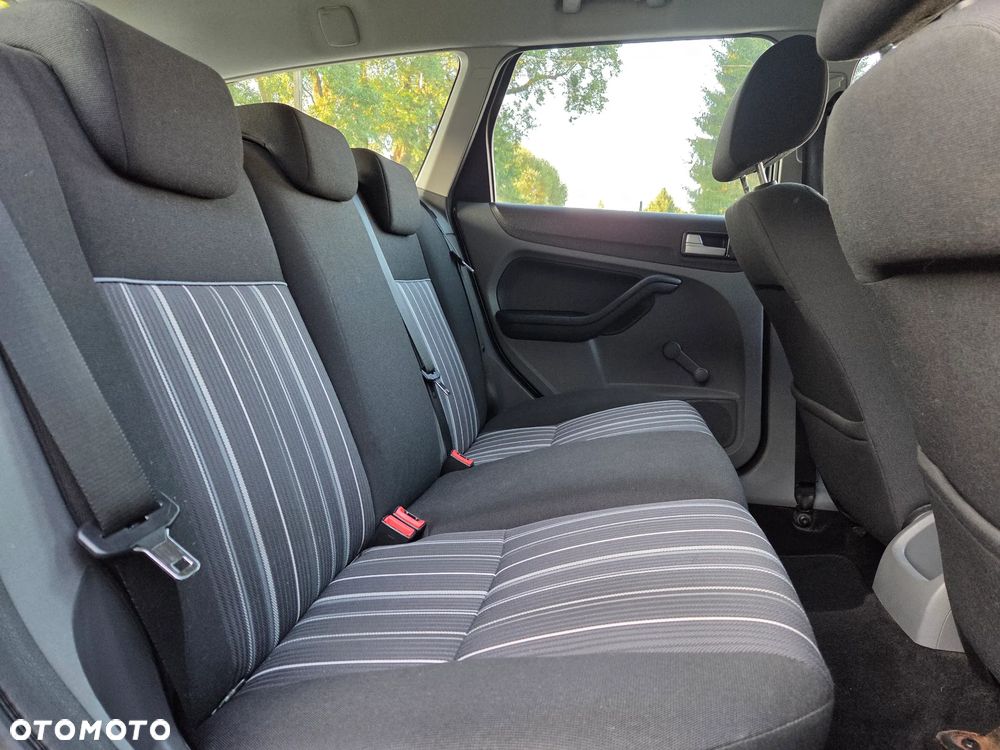 Ford Focus 1.6 16V Black Magic - 10