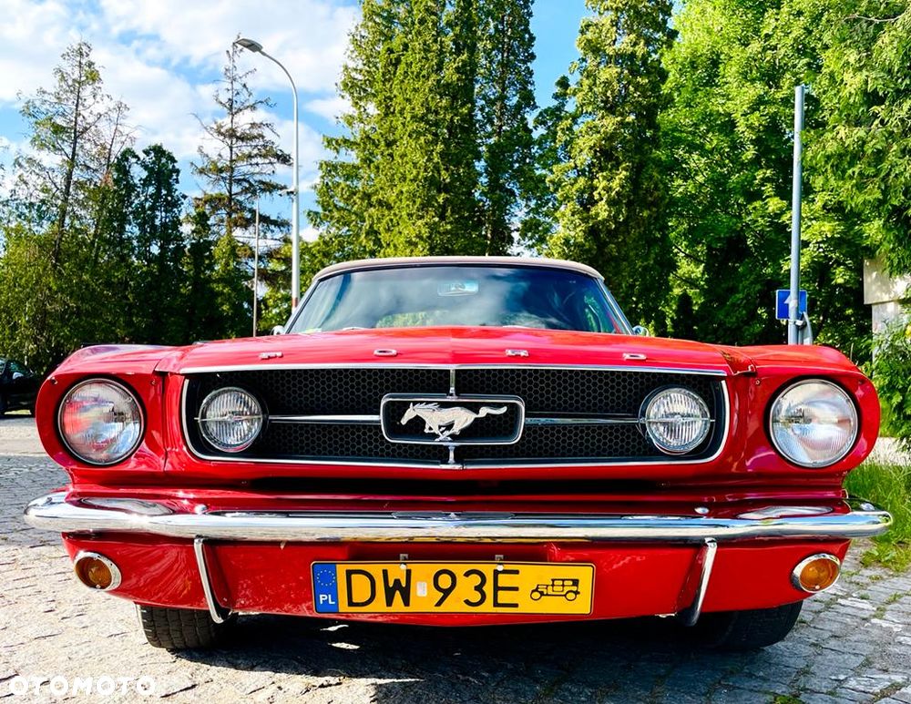 Ford Mustang - 2