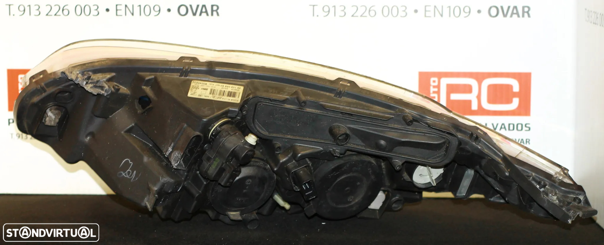 ÓPTICA DIREITA PEUGEOT 208 - 3