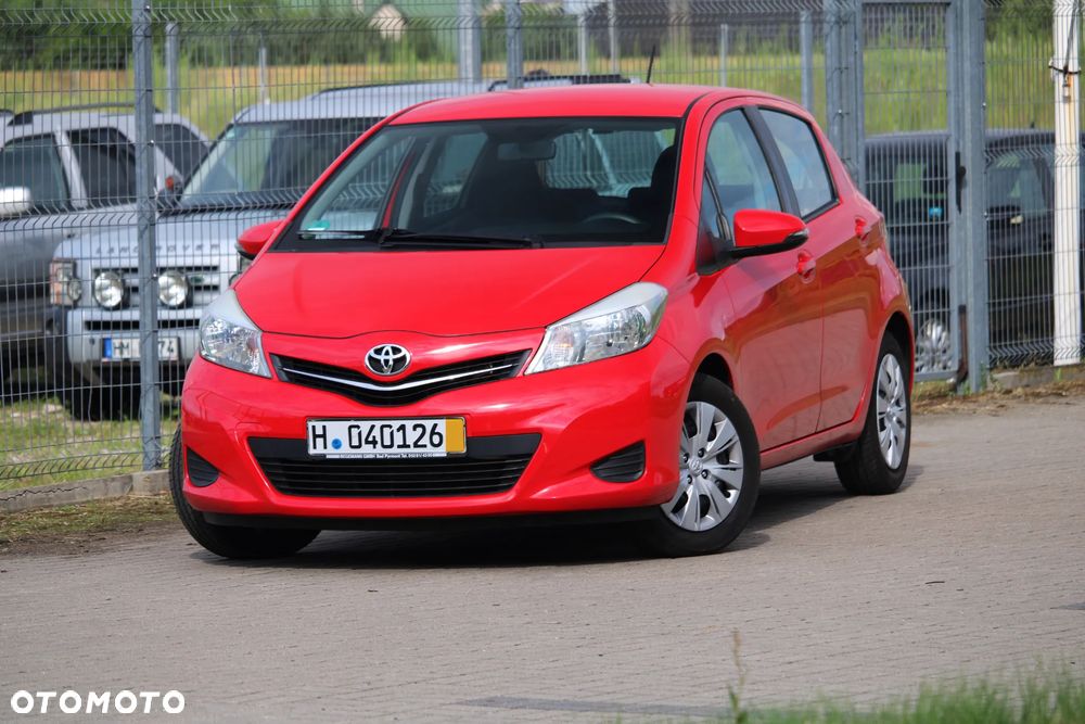 Toyota Yaris - 1