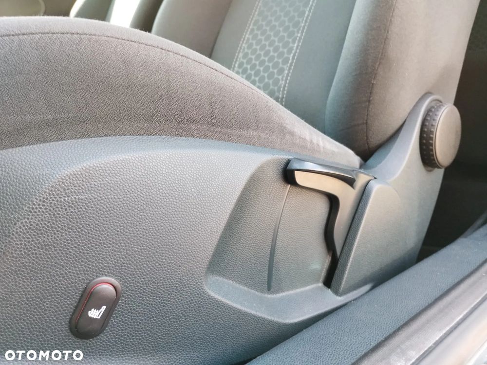 Ford Fiesta 1.6 TDCi DPF Gold X - 31