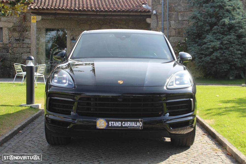 Porsche Cayenne Coupé E-Hybrid Platinum Edition - 2