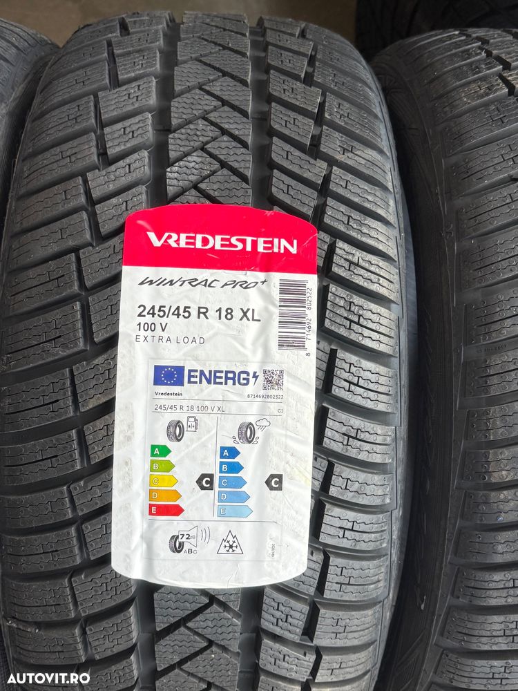 Vând 4 anvelope 245/45/18 vredestein de iarnă noi - 2
