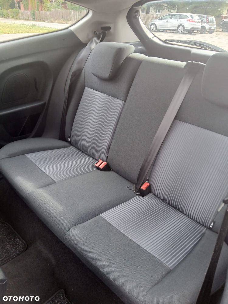 Ford Fiesta - 11