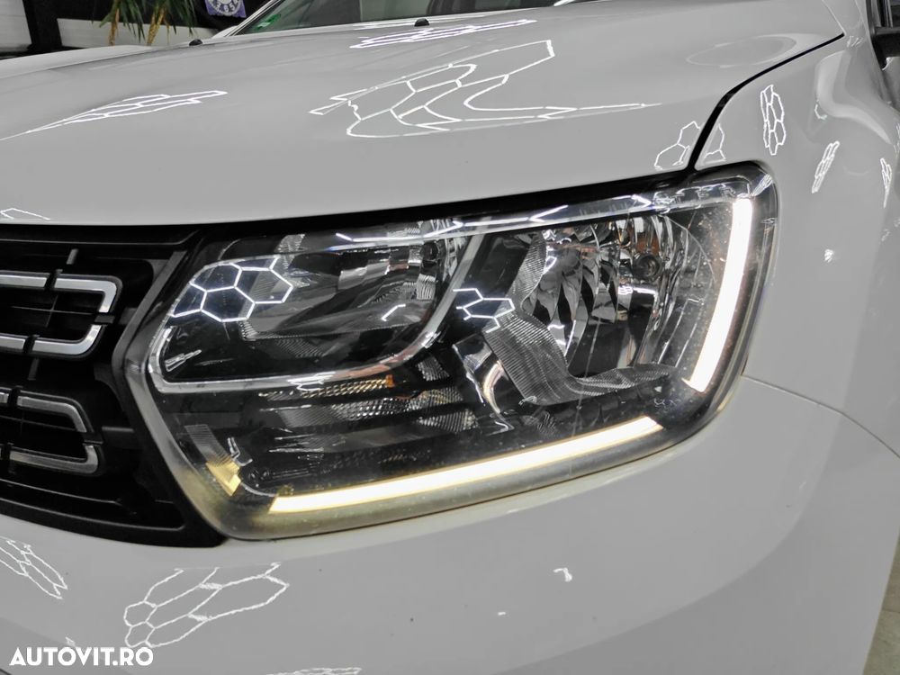 Dacia Duster TCe 150 GPF Prestige jante 17" - 34