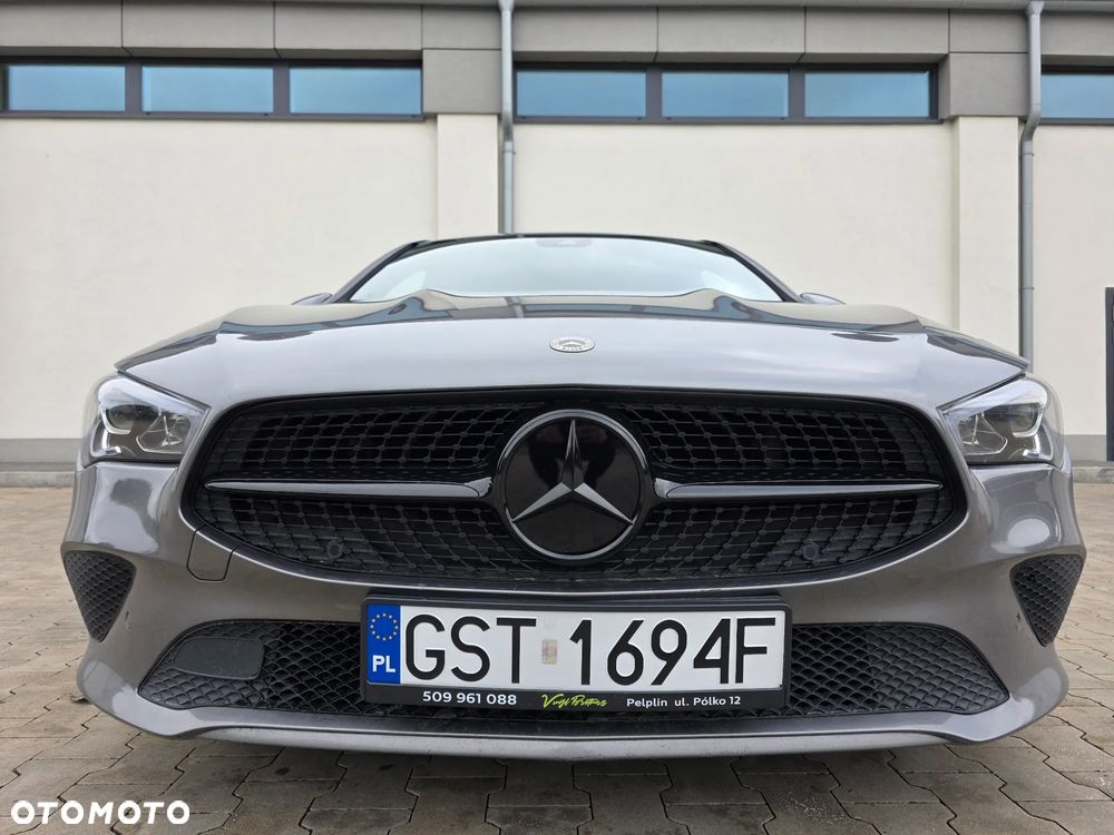 Mercedes-Benz CLA 180 d Shooting Brake 7G-DCT - 2
