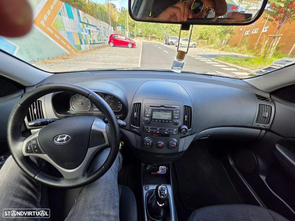 Hyundai i30 1.4 CVVT Blue Comfort - 25