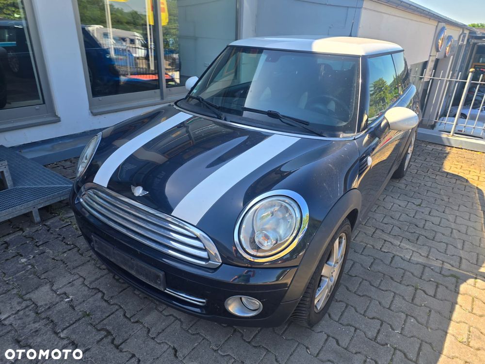 MINI Cooper 50 Mayfair - 1