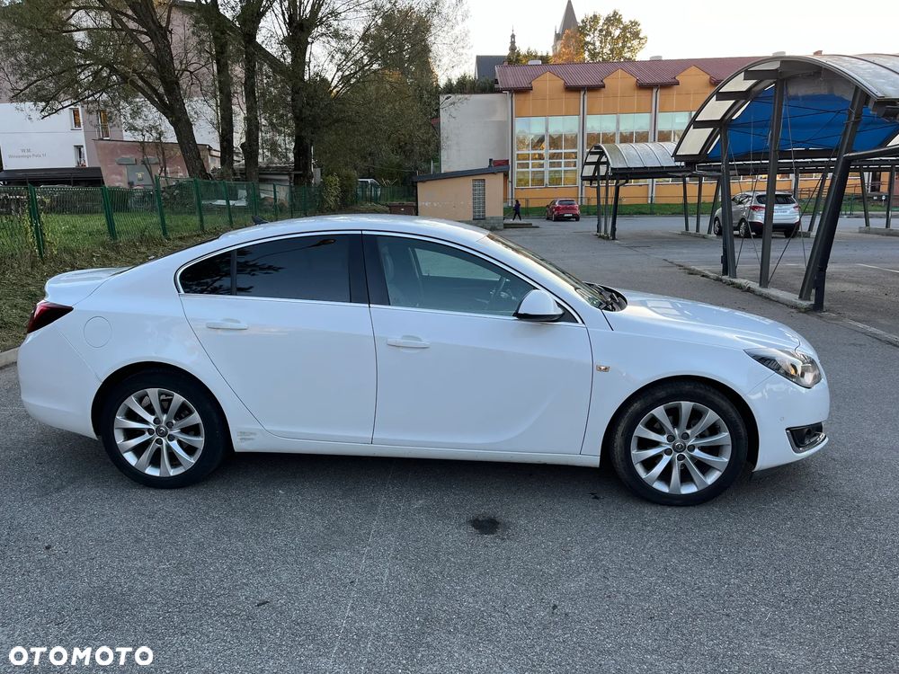 Opel Insignia 1.4 T Cosmo S&S - 8