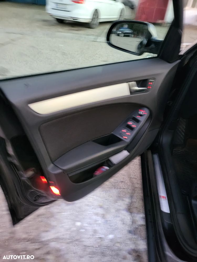 Audi A4 Avant 2.0 TDI DPF multitronic S line Sportpaket - 15