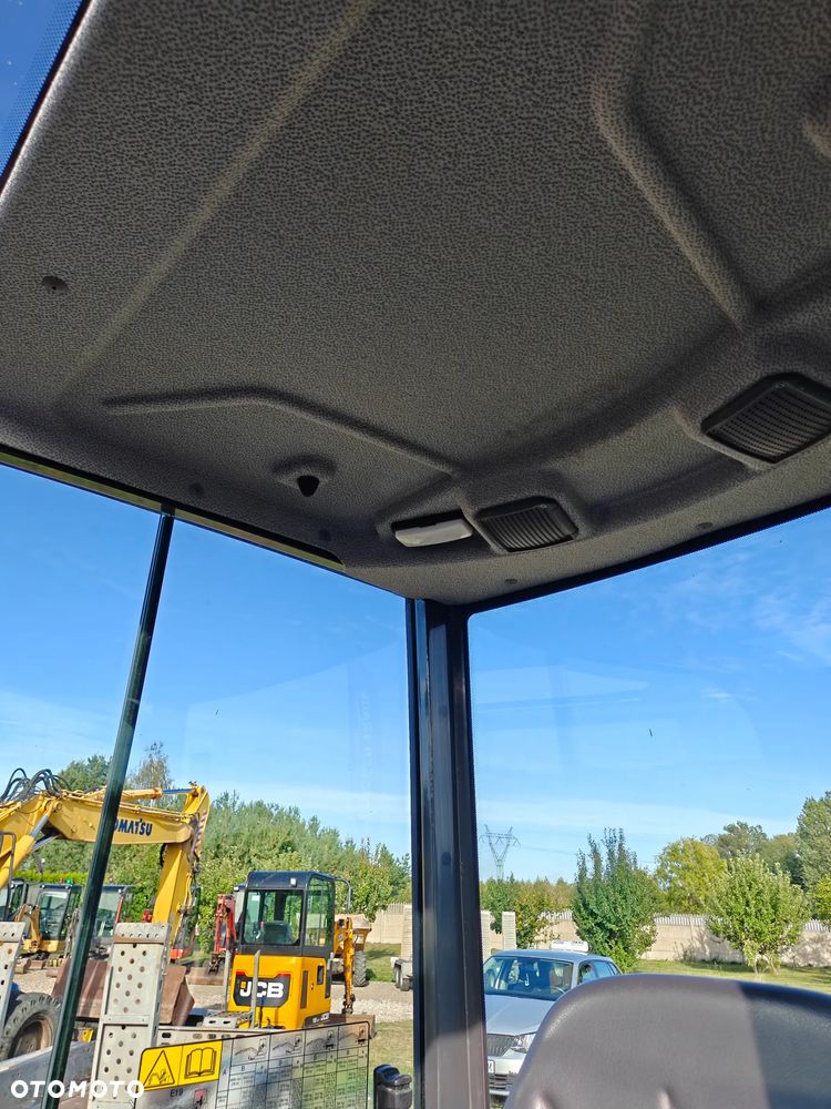 Bobcat E19 - 17