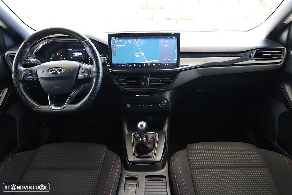 Ford Focus SW 1.0 EcoBoost MHEV ST-Line X - 16