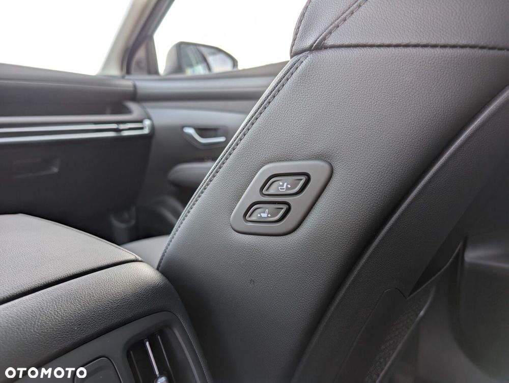 Hyundai Tucson 1.6 T-GDi HEV Platinum 2WD - 21