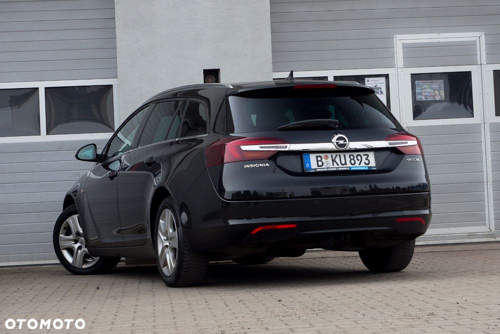 Opel Insignia 1.6 T Cosmo S&S - 9