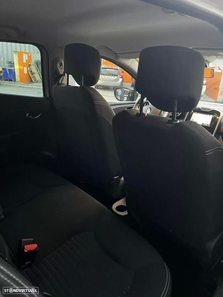Renault Clio Sport Tourer 1.5 dCi Limited - 21
