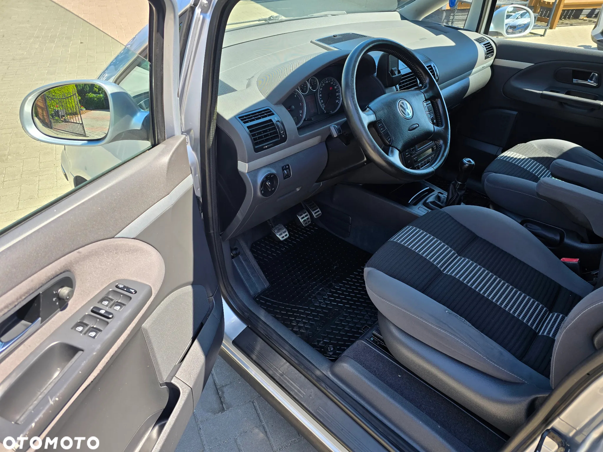 Volkswagen Sharan - 8