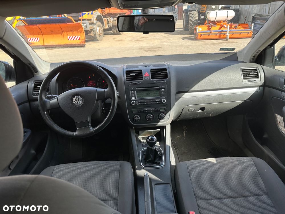 Volkswagen Jetta 1.9 TDI Comfortline - 18