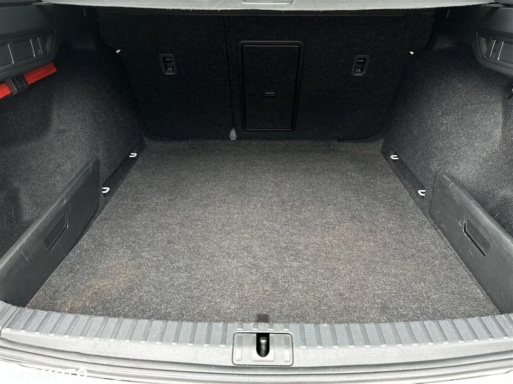 Skoda Octavia 2.0 TDI 4x4 Style DSG - 11
