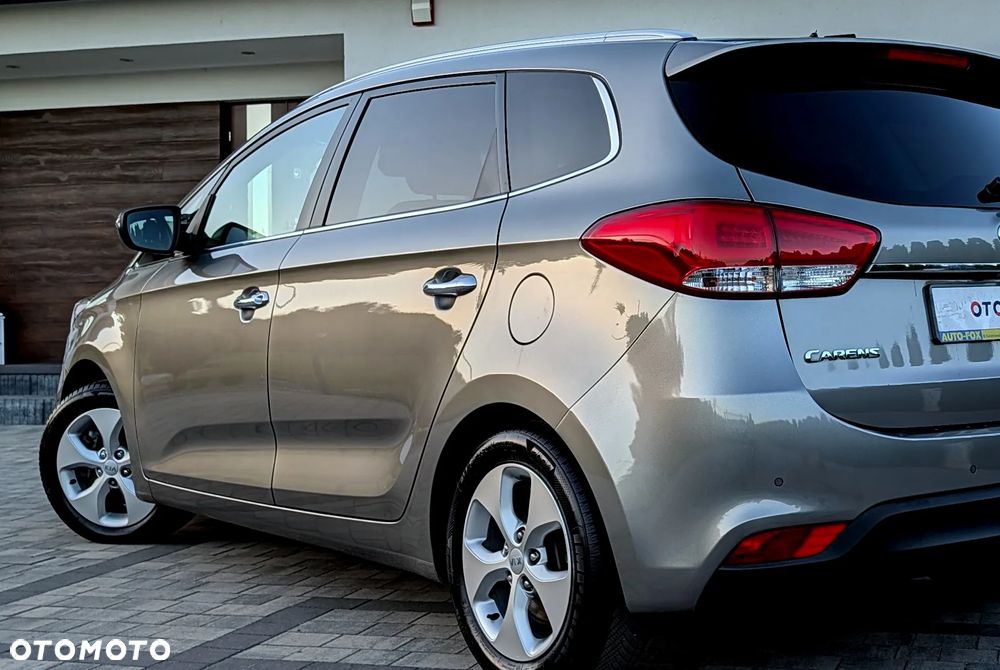 Kia Carens 1.6 GDI Edition 7 - 16
