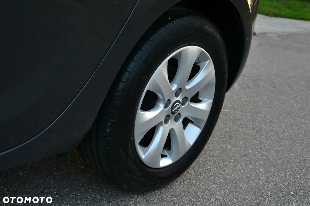 Opel Astra 1.4 Turbo Edition - 38