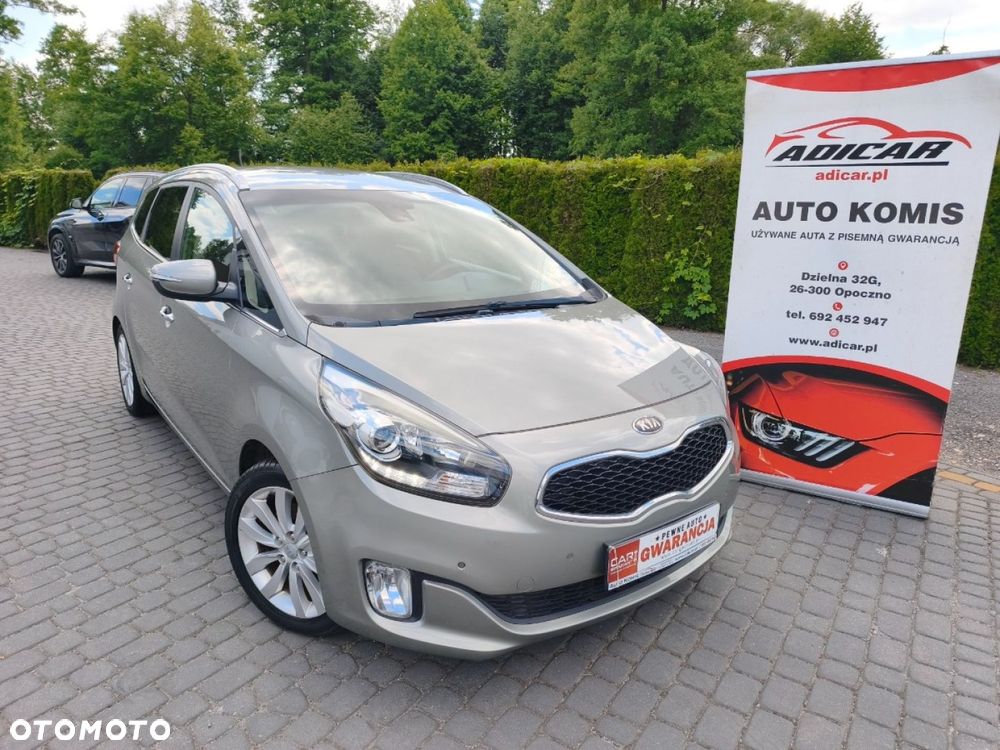 Kia Carens - 4