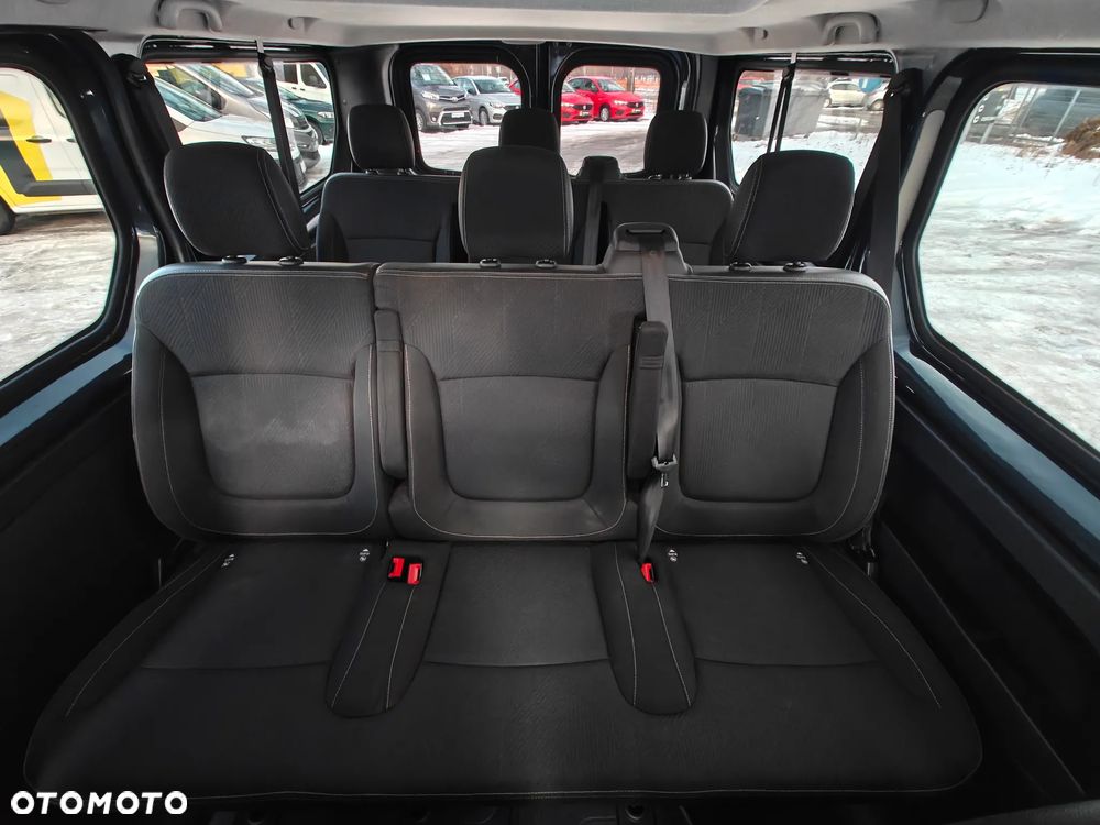 Renault Trafic - 18