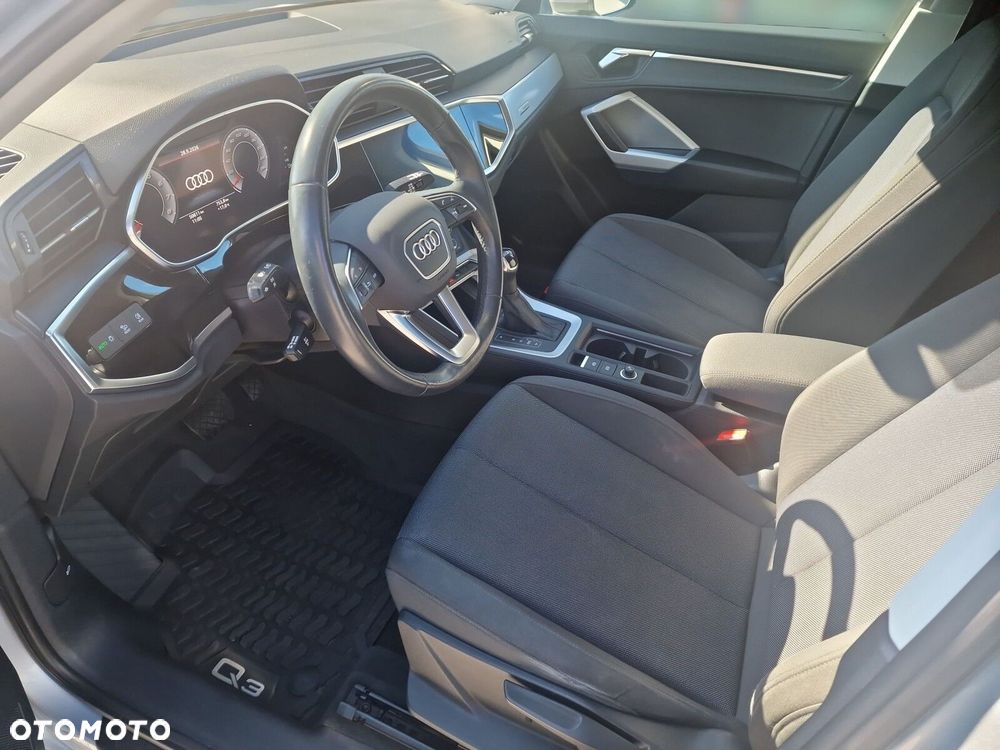 Audi Q3 - 10