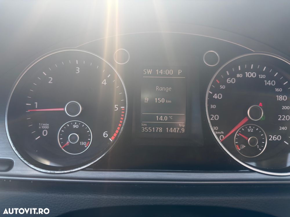 Volkswagen Passat 2.0 TDI 4Motion BlueMotion Technology Comfortline DSG - 20