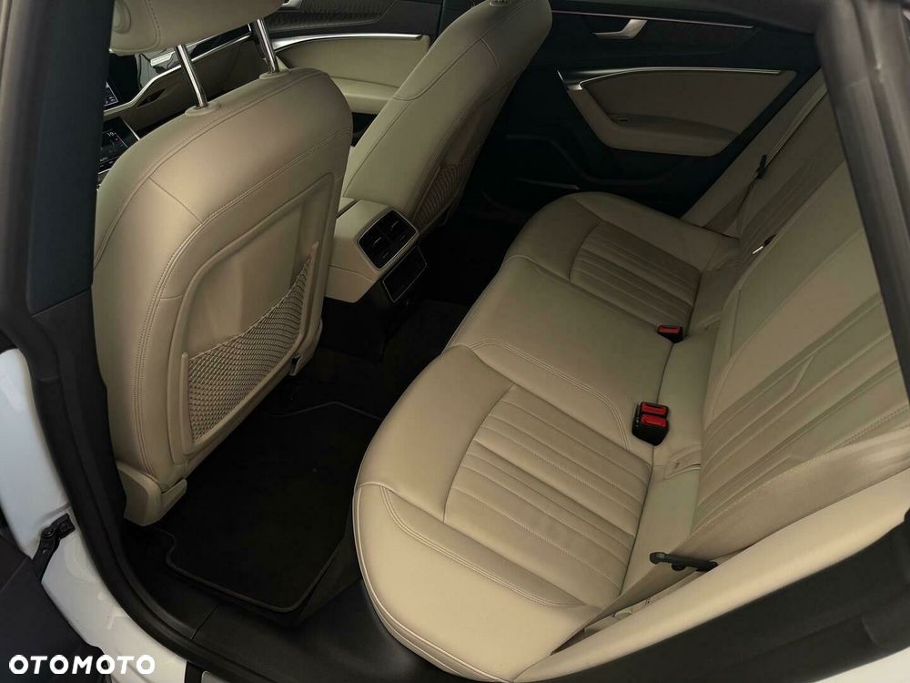 Audi A7 Sportback - 17