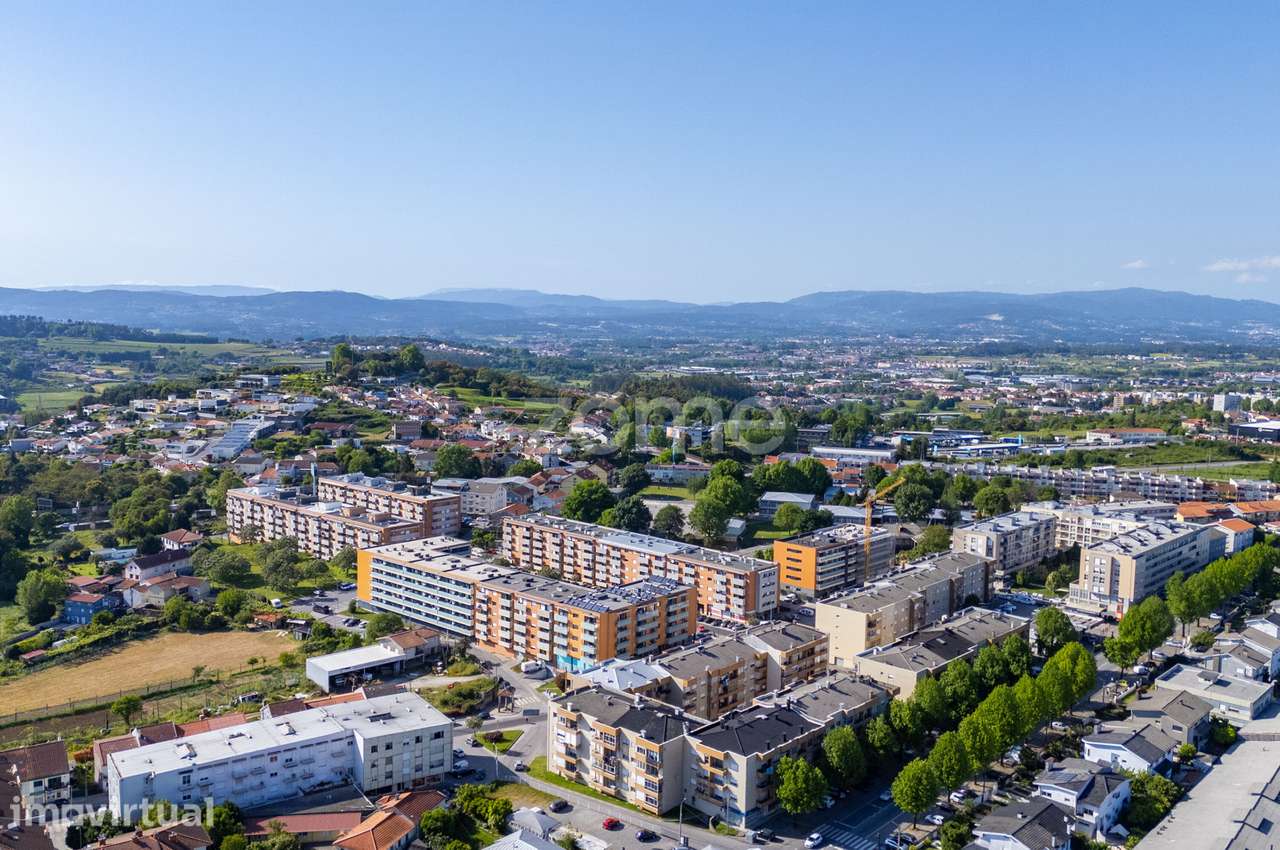 Apartamento T3 em Ferreiros, Braga - Grande imagem: 2/29
