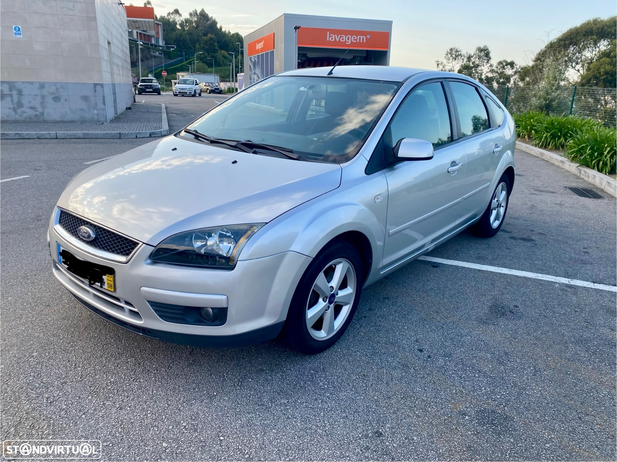 Ford Focus 1.4 16V Sport - 2
