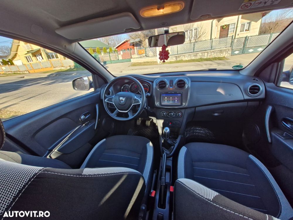Dacia Sandero 0.9 90CP Stepway - 12