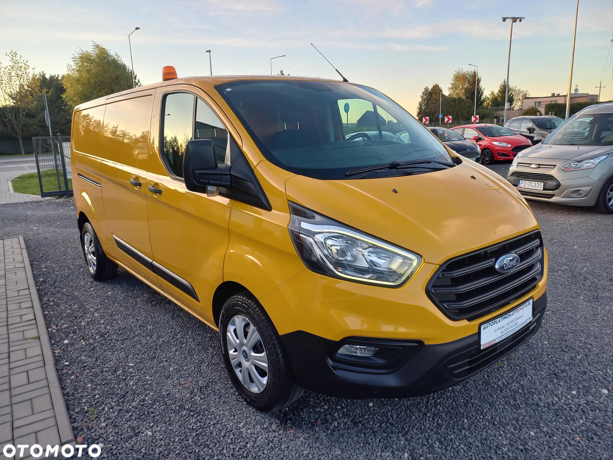 Ford Transit Custom - 11