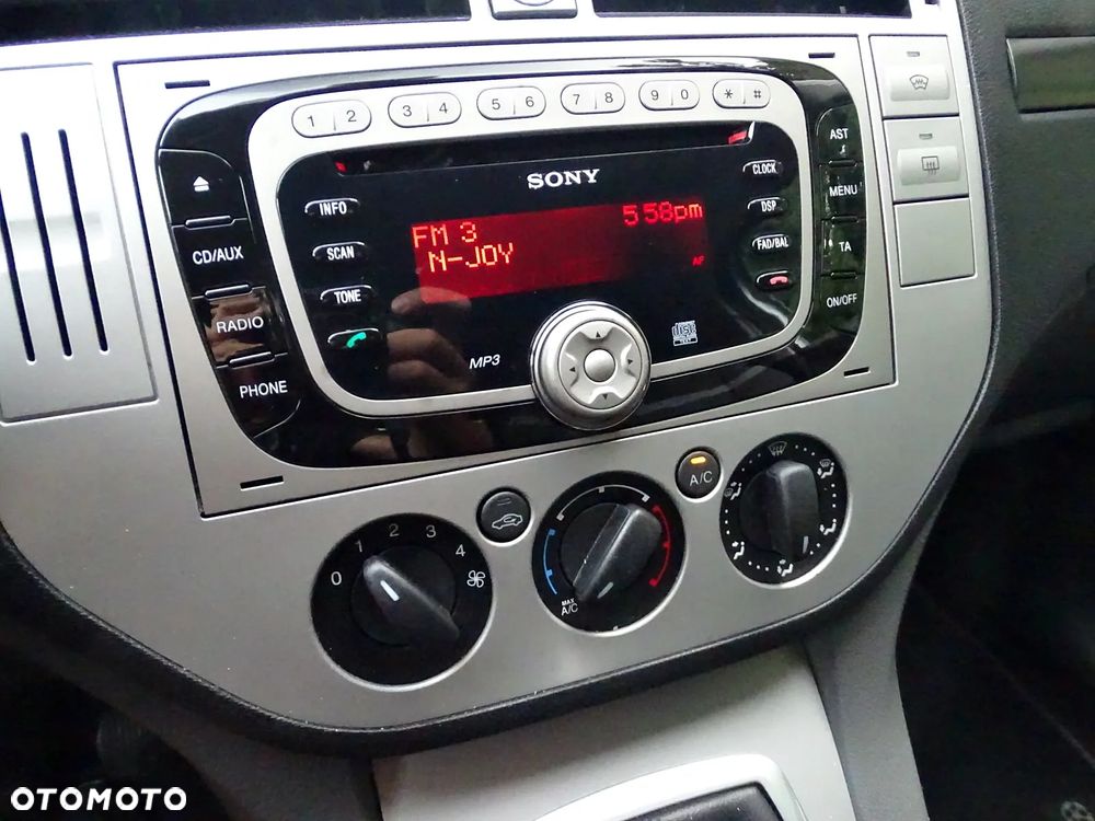 Ford Kuga 2.0 TDCi 2x4 Trend - 15