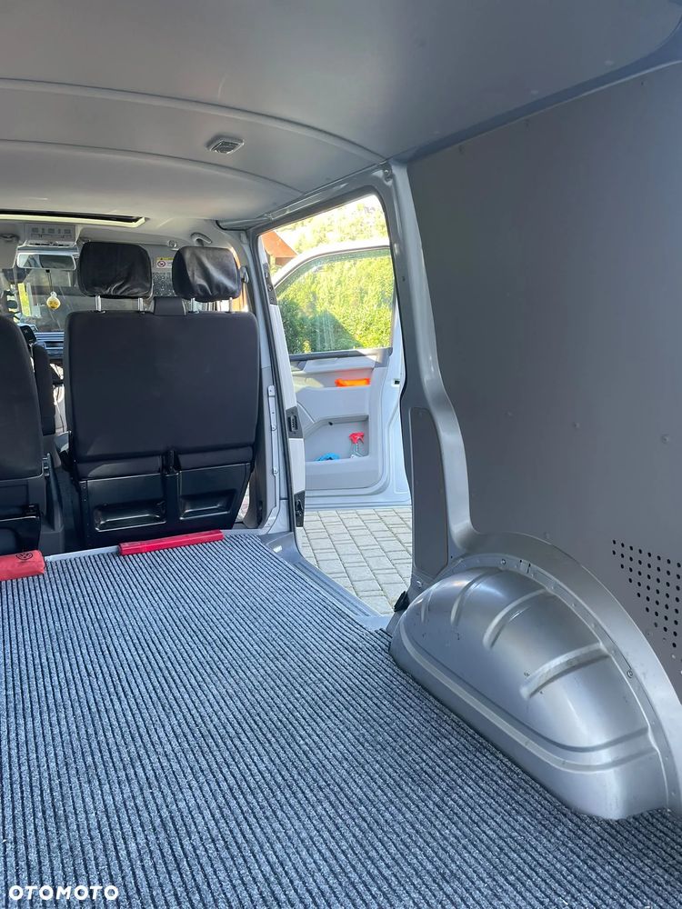 Volkswagen Transporter - 17