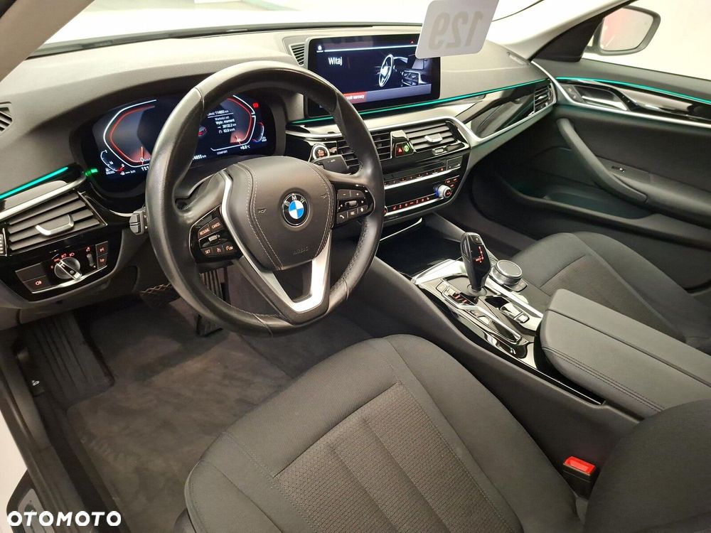 BMW Seria 5 - 10