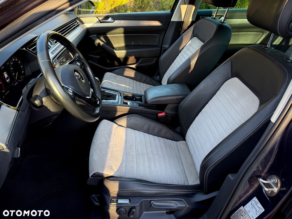 Volkswagen Passat 2.0 TDI 4Mot Elegance DSG - 12