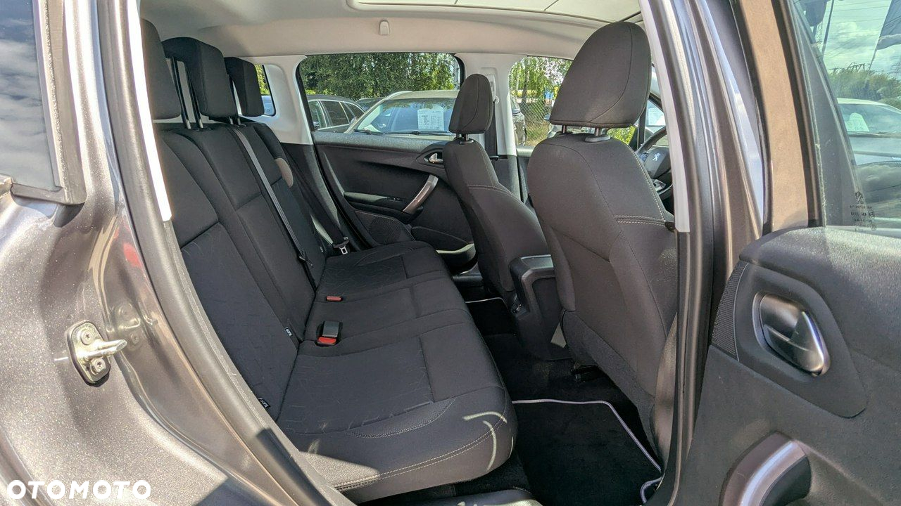 Peugeot 2008 - 16