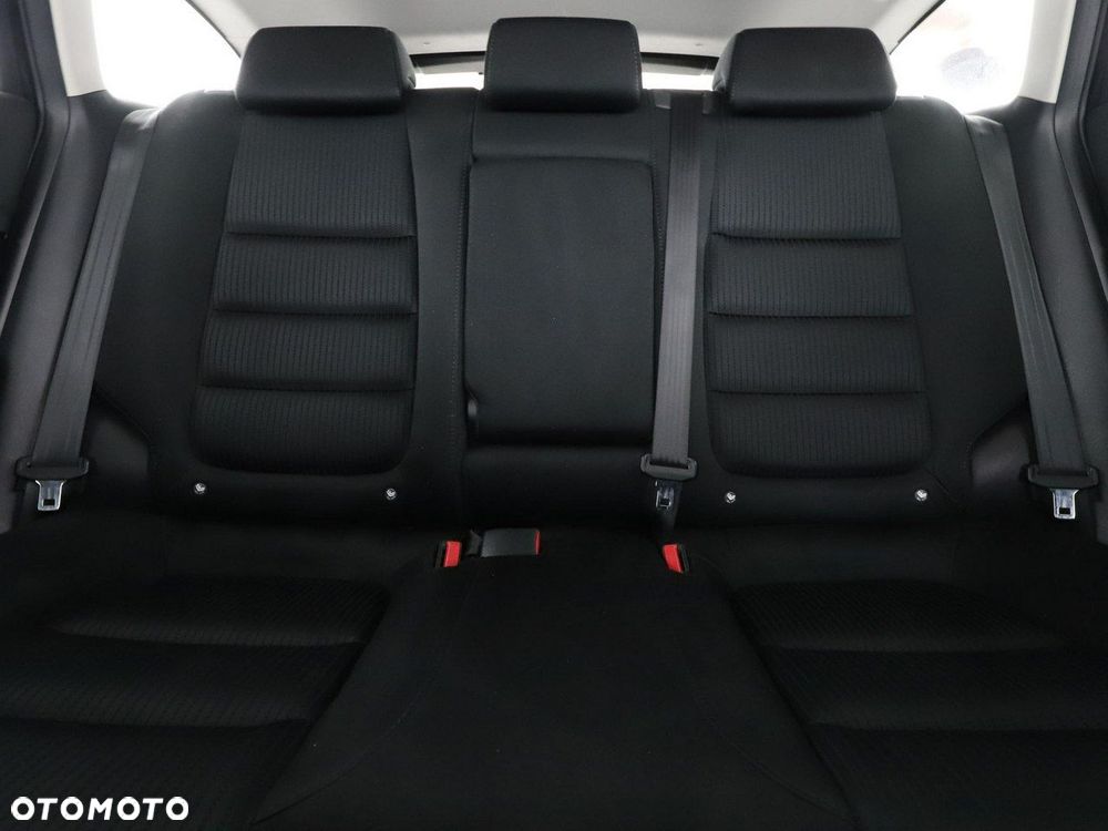 Mazda 6 SKYACTIV-G 145 Exclusive-Line - 19