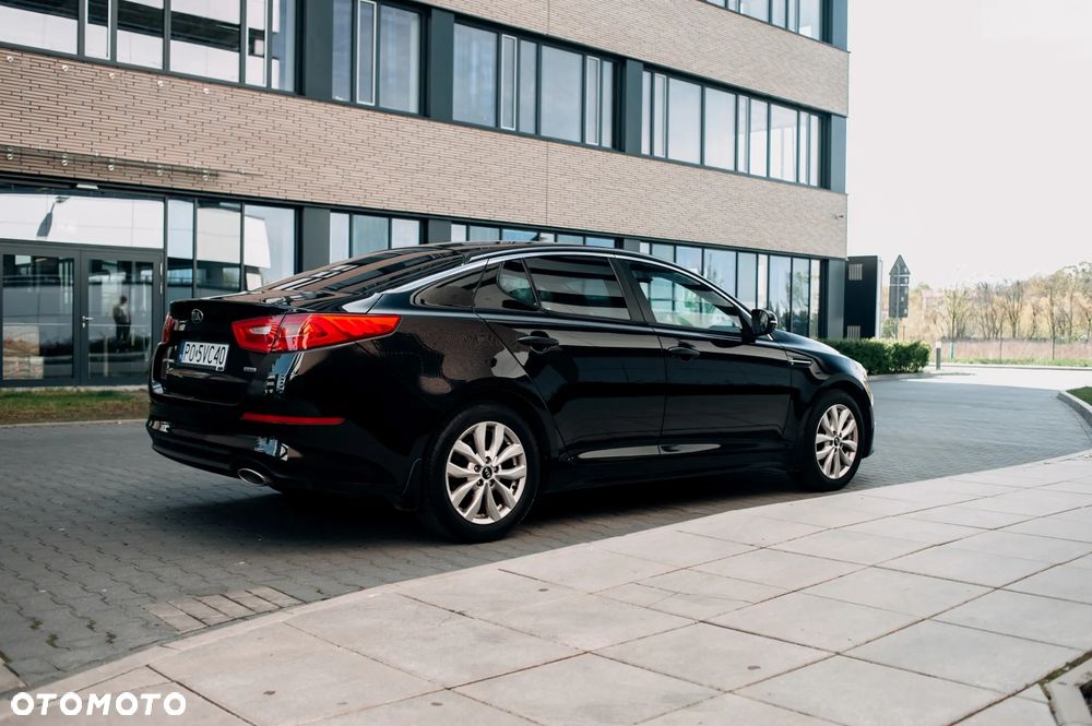 Kia Optima - 8