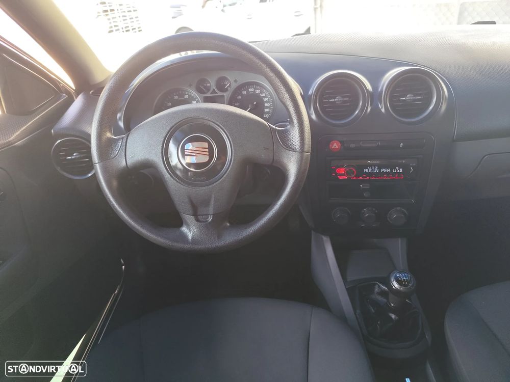 SEAT Ibiza 1.2 12V Reference - 26