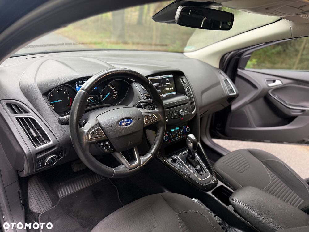 Ford Focus 1.5 TDCi SYNC Edition PowerShift - 9