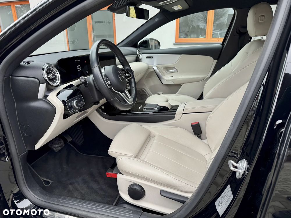 Mercedes-Benz Klasa A 180 Style 7G-DCT - 14