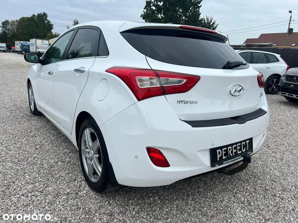 Hyundai i30 1.6 GDI Premium - 8